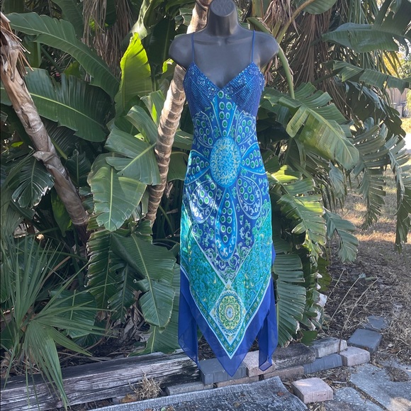 beaded silk and crochet handkerchief, scarf pattern, and hem  dress - Picture 4 of 11